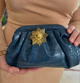Lion Pouchette
